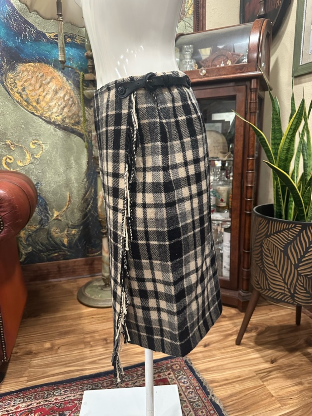 Eddie Bauer Legend Wool Blanket Skirt Plaid Fringe Wrap Mini Kilt Gray Black 8 - Picture 4 of 13